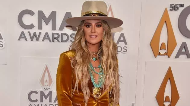 m_laineywilsoncmas2022