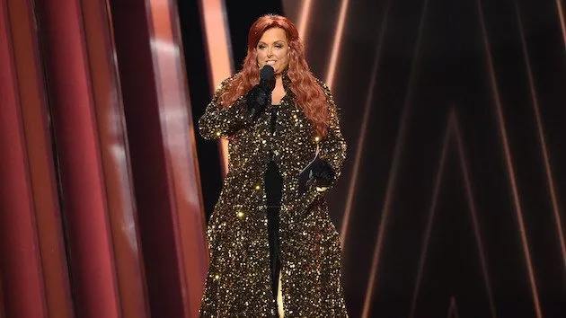 m_wynonnajudd28129