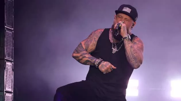 getty_brantleygilbert829907