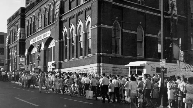 getty_ryman384245