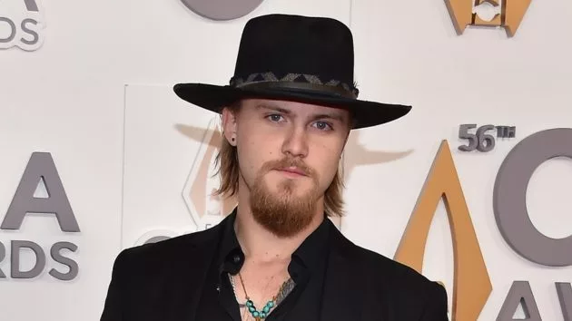 m_jacksondeancmaawards2022redcarpetabc139413