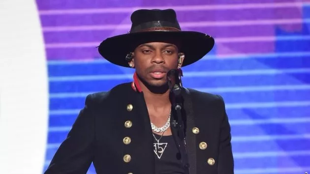 jimmieallen2022americanmusicawardsabc183382