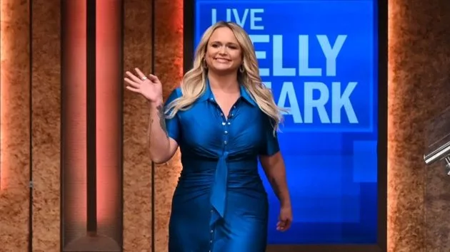 m_mirandalambertlivewithkellyandmarkdisney611613