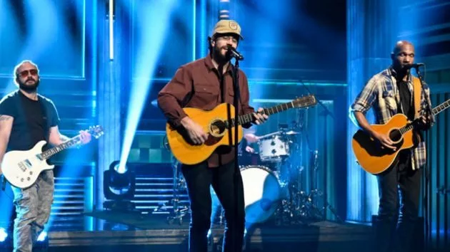 m_samhunttoddowyoungnbc182076