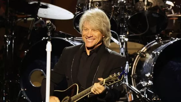 getty_jonbonjoviblacksuit268983