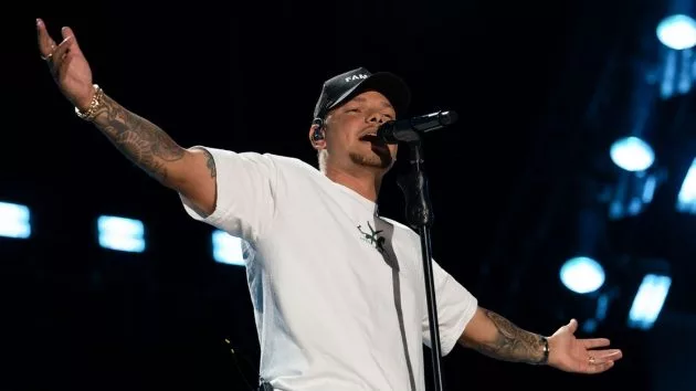 m_kanebrowncmafest2022performanceabc556831