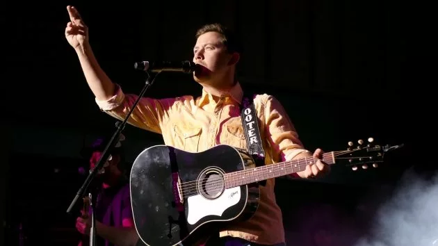 getty_scottymccreeryyellowshirtperformance821889