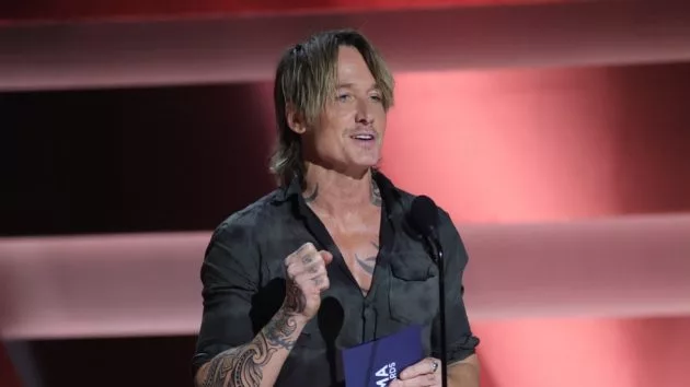 m_keithurbancmaawards2023disneyfrankmicelotta767099