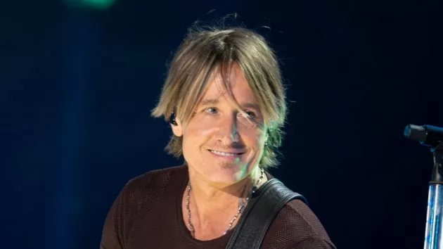 m_keithurban2024cmafestdisneylarrymccormack964759