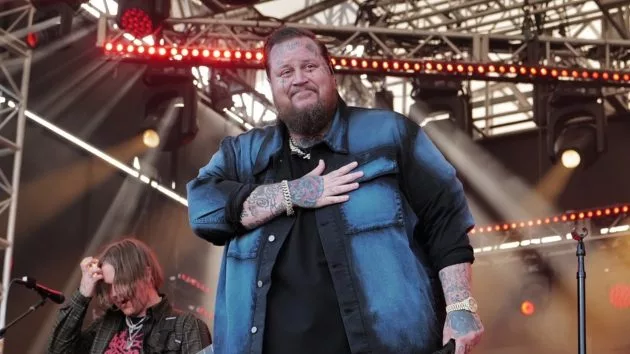 m_jellyrolljune2024jimmykimmellivedisneyrandyholmes26138