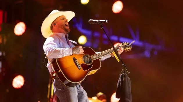 m_codyjohnson2024cmafest4disneytanneryeager702329