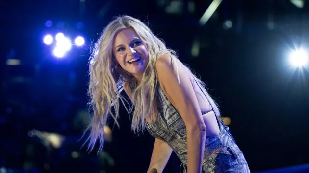 m_kelseaballerinicmafest2024disneylarrymccormack38514