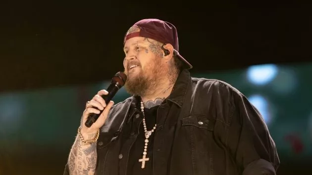m_jellyrollcmaawards2024performanceonstagedisneytanneryeager728256