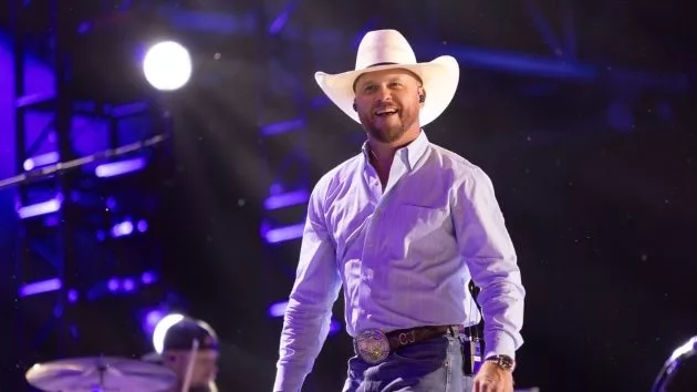 m_codyjohnson2024cmafest1disneytanneryeager862238