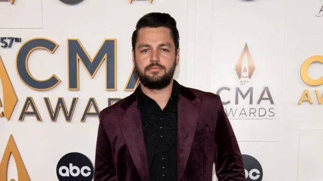 m_chaycebeckham2023cmaawardsdisneyscottkirkland692441