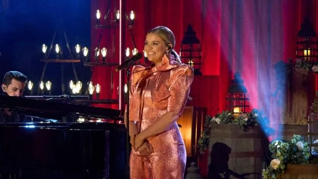 m_laurenalainathebacheloretteabc262479