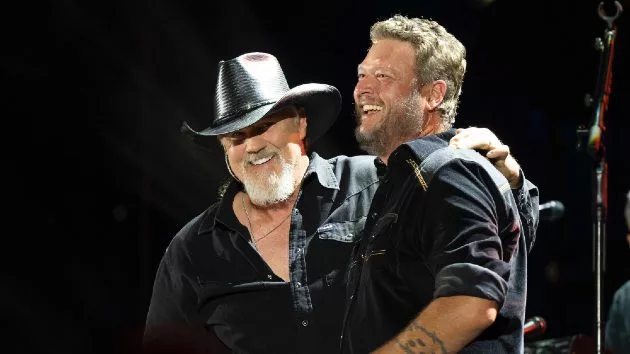 m_blakesheltontraceadkinscmafest2025abc921040