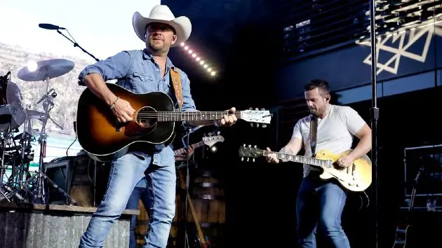 getty_justinmoore_081125428373