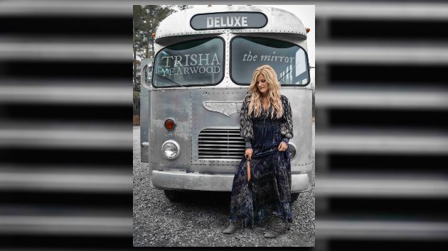 m_trishayearoodmirrordeluxe255244