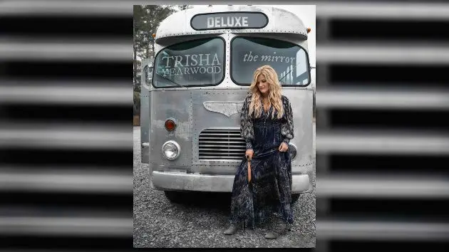 m_trishayearoodmirrordeluxe255244