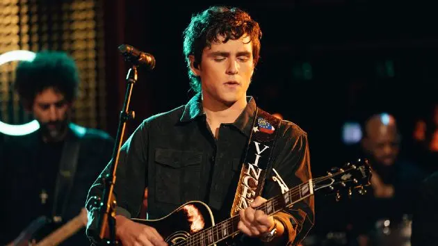 m_vincentmasononkellyclarksonnbc2025243951