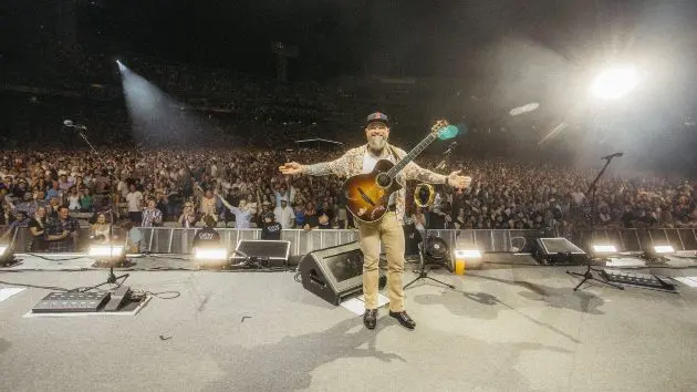 m_zacbrownfenwaypark160388