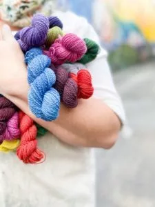 thumbnail_yarn-dyed-with-plants-225x300526801-1