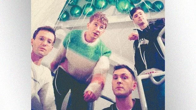 m_glassanimals_poonehghana_011021