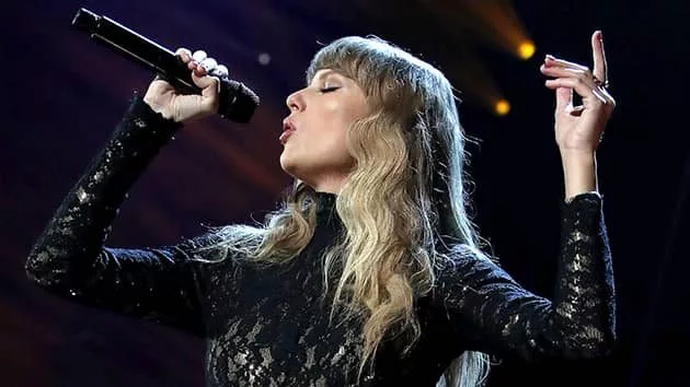 getty_tyalor_swift_01_14_22
