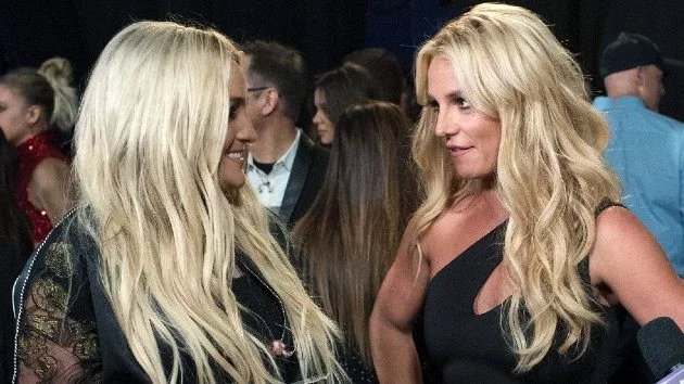 getty_britney_and_jamie_lynn_spears_011922