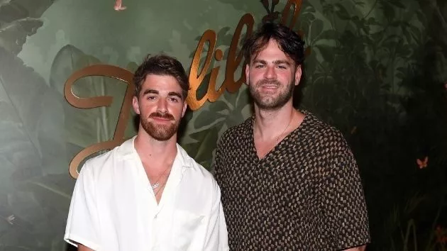 m_thechainsmokers_012822