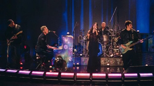 getty_selenaandcoldplay_020322