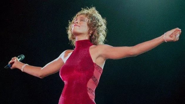 getty_whitneyhouston_021121