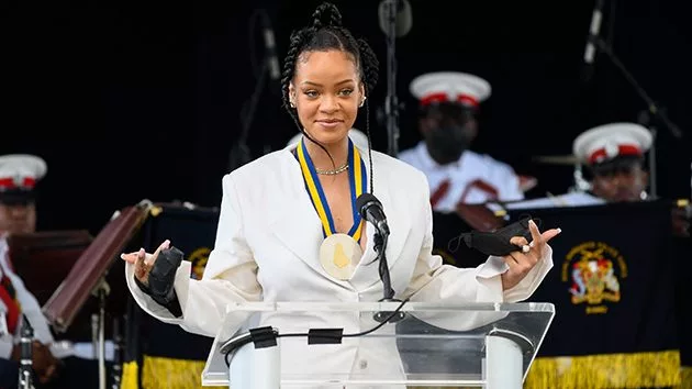 getty_rihanna_042922