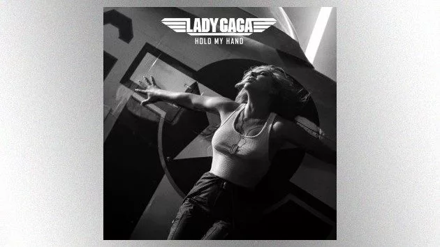 m_ladygagaholdmyhand_042822_0