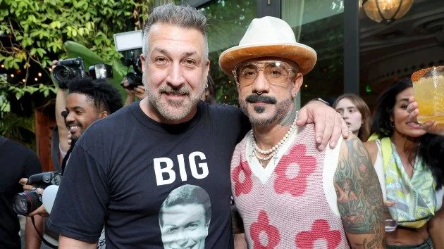 getty_joeyfatoneandajmclean_010924294811