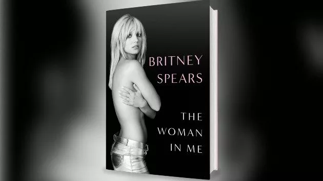 m_britneyspearsbook_07112316189