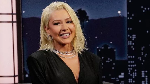 m_christinaaguileraonkimmel2_12212323627