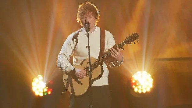 m_edsheeranamericanidol1_051123199742