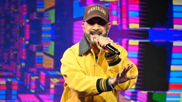 m_ajmclean_040224315232