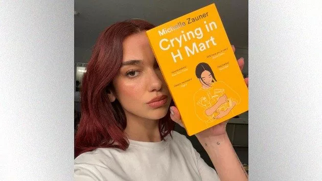 m_dualipacryinginhmart_040324458276