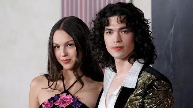 getty_oliviarodrigoandconangray_040324108382