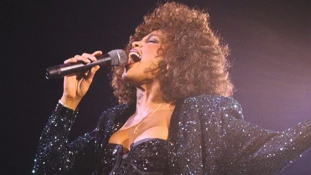 getty_whitneyhouston_040824625389