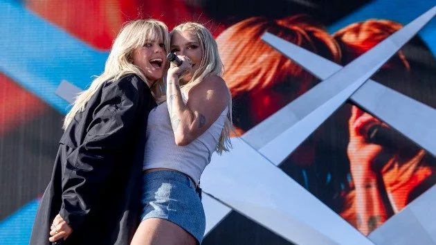 getty_kesharenee_041524771547