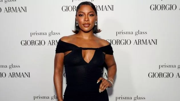 getty_victoriamonet_41724612655