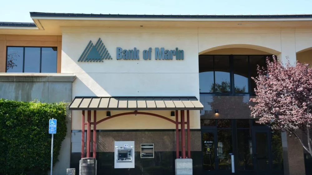 kentfield-greenbrae-commercial-roofing-contractor-1-scaled-1-1000x563296564-1