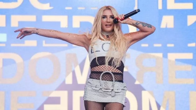 getty_kesha_080824895430