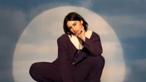 m_gracieabrams_abbywaisler_040125880223