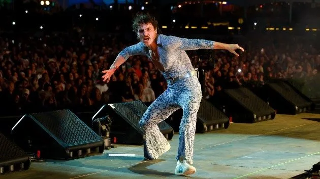 getty_bensonbooneonstageatcoachella_041325152129