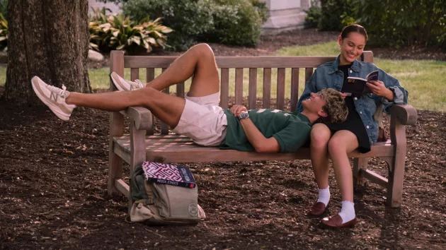 e_thesummeriturnedprettyseason3_042425739475